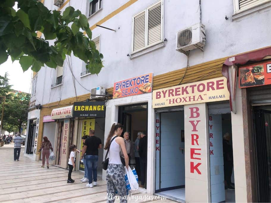 5 byrek shops in a row in Durres